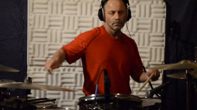 No Moon at All w/drumset смотреть онлайн