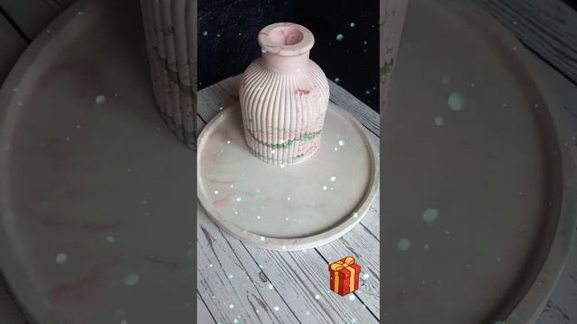 ГИПС. Вазочки и подносы в технике "Под мрамор" с новогодней расцветкой #хоббииувлечения #моиработы смотреть онлайн