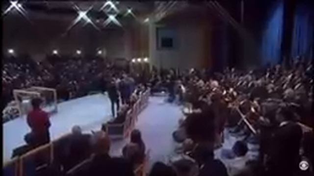 Fantasia Barrino Singing at Aretha Franklin’s Funeral смотреть онлайн