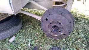 ИЖ - 2126 "Ода", замена заднего тормозного цилиндра.