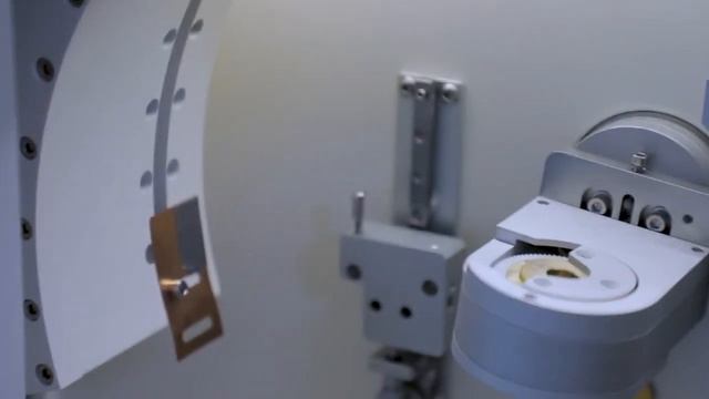 Переносной настольный порошковый дифрактометр ARL EQUINOX 100 (Thermo Fisher Scientific) смотреть онлайн