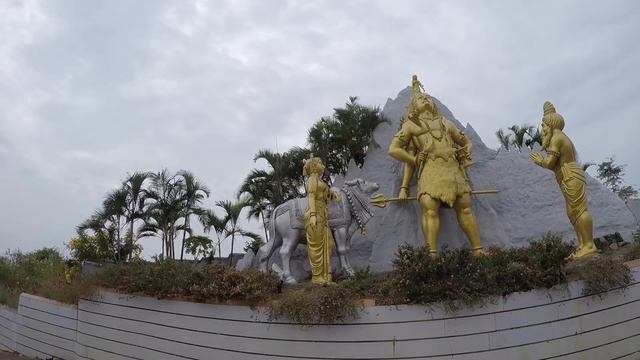 Статуя Шивы в городе Мурдешвар | Индия 12 смотреть онлайн