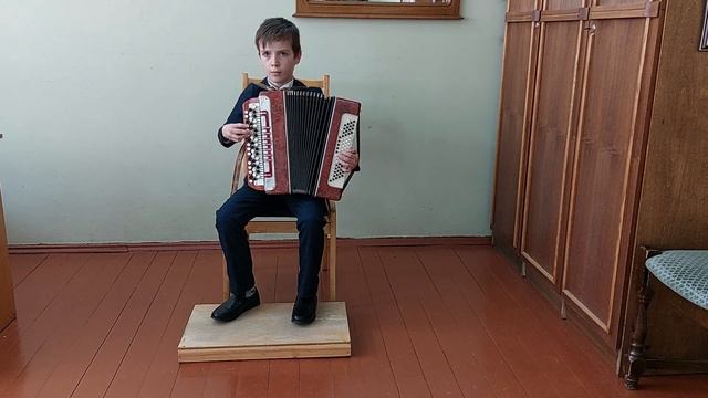Долгов Владислав. О.Гамаюнов, Детский альбом: Спор двух мальчишек; Маленький вальс; Маленький марш смотреть онлайн