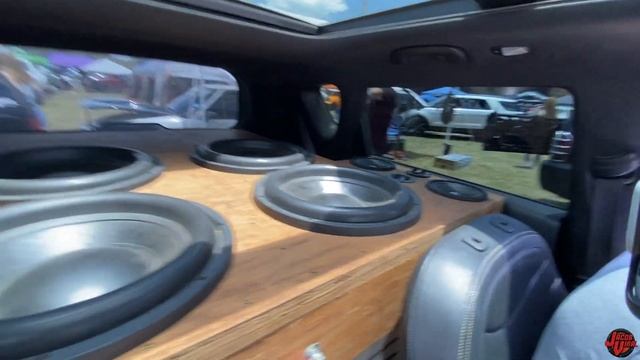 THIS SUBWOOFER SYSTEM SOUNDS IMPRESSIVE! смотреть онлайн