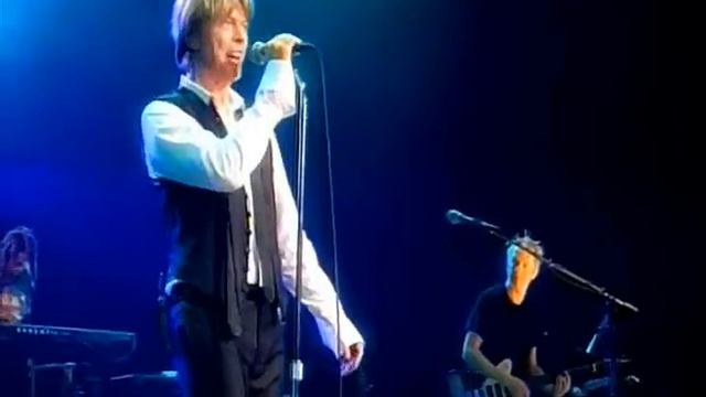 David Bowie - Ashes To Ashes (Live)