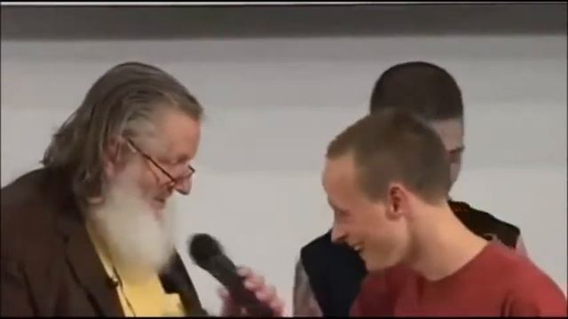 молодые норвежцы выбирают Ислам смотреть онлайн