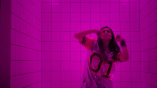 Proper Patola Lyric Video - Namaste England|Arjun Kapoor, Parineeti|Badshah,Diljit,Aastha