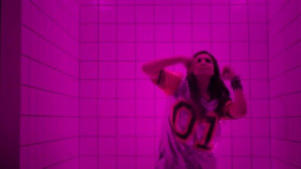 Proper Patola Lyric Video - Namaste England|Arjun Kapoor, Parineeti|Badshah,Diljit,Aastha