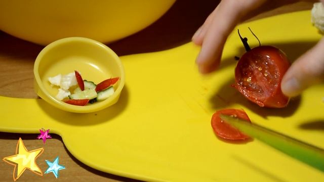 ✿ Овощной салатик для хомячка | Еда для хомячка ✿ смотреть онлайн