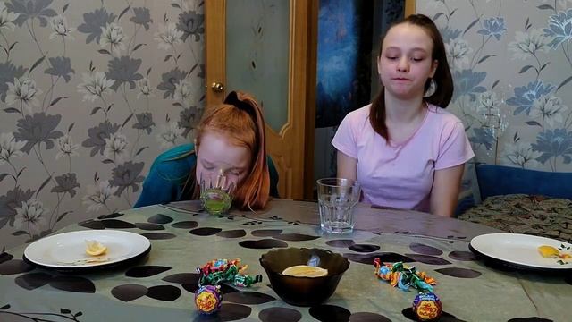ИСПЫТАНИЕ С САМОЙ КИСЛОЙ ЕДОЙ В МИРЕ ?* КИСЛЯТИНА * ОЧЕНЬ КИСЛО смотреть онлайн