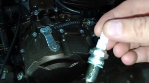 МОТОЦИКЛ INTRUDER 200 свеча зажигания