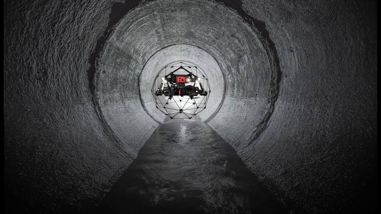 Промышленный защищенный противоударный квадрокоптер Elios 2 смотреть онлайн