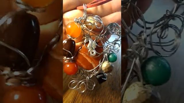 Коралловый риф, Кулон смотреть онлайн