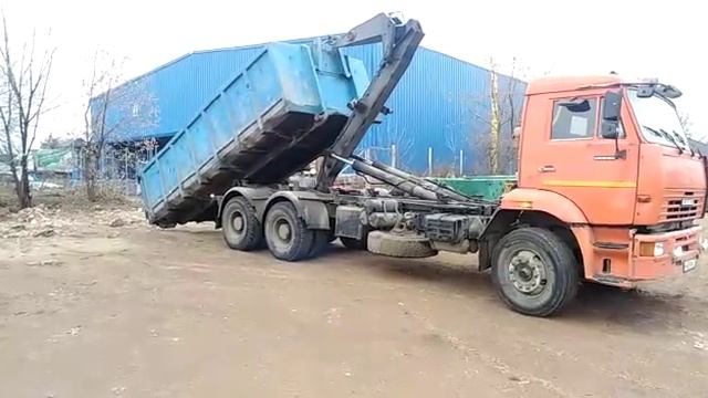 Подъём контейнера для мусора смотреть онлайн