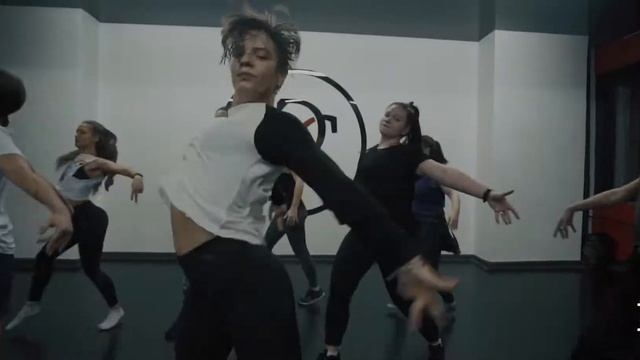 Reggaeton by GENRIETTA FECHOVA | International Dance Center смотреть онлайн