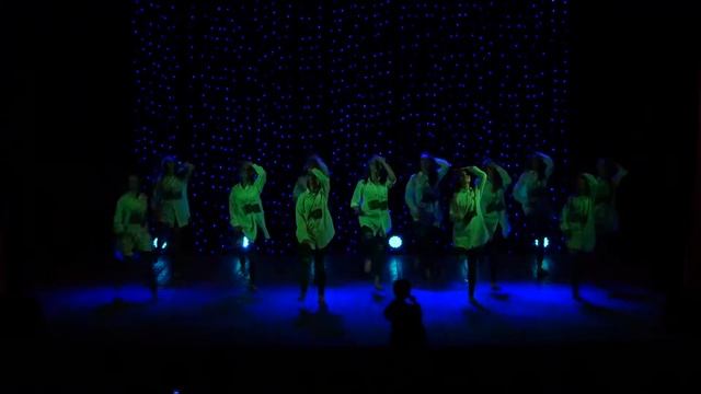 Танец "Потерянные" под песню Mojento смотреть онлайн
