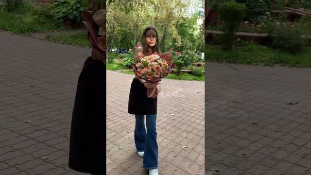 Дуэт из пионовидных роз Гравити и Джентл Трендсеттер #букет смотреть онлайн