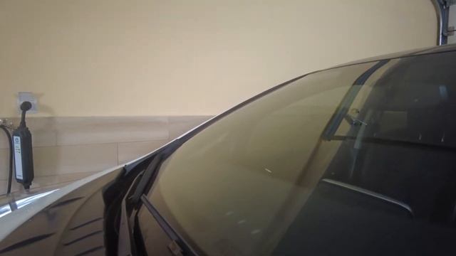 Как зарядить Nissan Leaf в домашних условиях ? смотреть онлайн