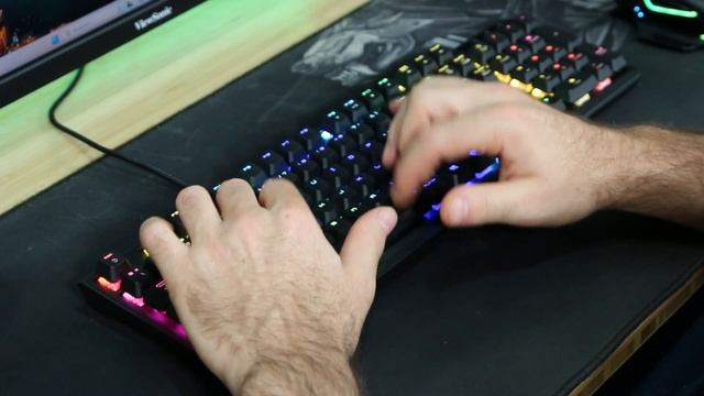 MSI Vigor GK41 Typing test смотреть онлайн