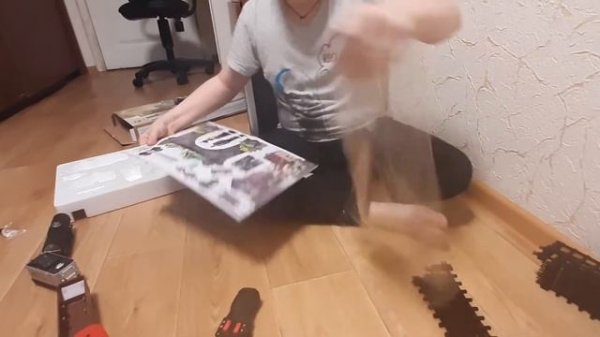 Распаковка железной дороги "Ретро Экспресс" | Artemka