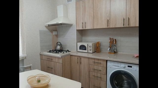 Сдам собственную двух комнатою комфортабельную, уютную квартиру с видом на море и город! смотреть онлайн