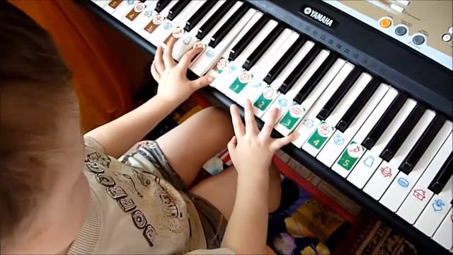 3 года. Программа Софт Моцарт. Ганон двумя руками. смотреть онлайн