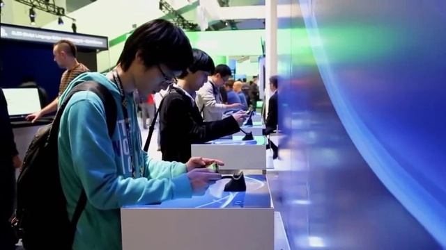 Шлем виртуальной реальности - шаг в будущее! смотреть онлайн