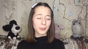 марина цветаева "бежит тропинка с бугорка"