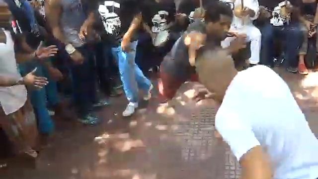Roda massa na república.. Aniversário mestre chita...Alex Capoeira .Tito santos.flavio . Salsicha смотреть онлайн
