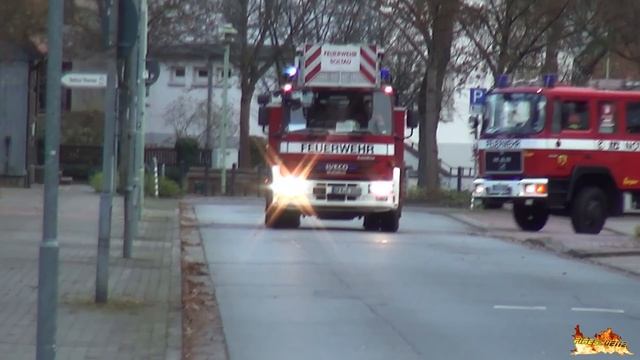 [Großbrand bei felto Filzwelt in Soltau - Hauptübung] Einsatzfahrten Feuerwehr Soltau + DRK смотреть онлайн