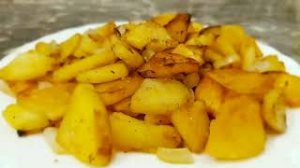Жареная картошка. Как пожарить картошку с румяной корочкой.