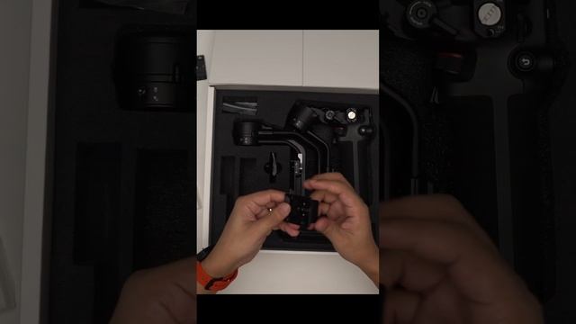 DJI RSC 2 Unboxing смотреть онлайн