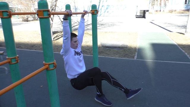 ОБУЧАЛКА НА УГОЛОК от А до Я - Как сделать уголок на турнике? смотреть онлайн