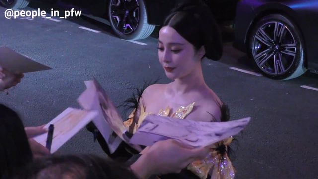 Fan Bingbing 范冰冰 So Kind With Fans At An After Party At The Carlton - Cannes Film Festival - 16.5.2