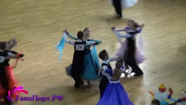 Кондратьев Григорий - Потапова Екатерина, 1/4 финала, Танго (Снегопад 2015) смотреть онлайн