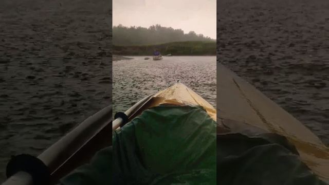 СПЛАВ ПО РЕКЕ В ГРОЗУ. НА БАЙДЕРКЕ В ГРОЗУ. смотреть онлайн