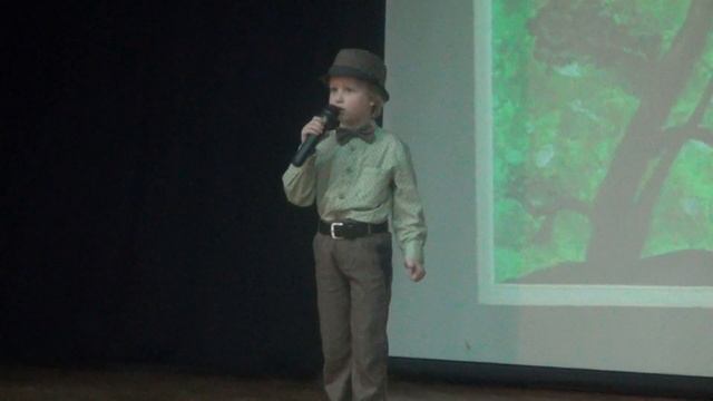 Костюнин Егор читает стихотворение "Срипач" (Б. Заходер) смотреть онлайн