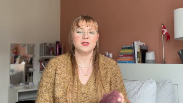 Karoline’s Knits Episode 27 // Semper Sweater and Gift Knits смотреть онлайн