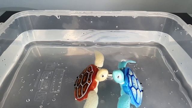 Battle#004 - BLUE RAPHAEL vs RED LEONARDO - Robo Alive Turtle Ultimate Battle! смотреть онлайн