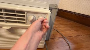 2004 Daewoo 5,350 BTU Window Air Conditioner Model DWC-052C