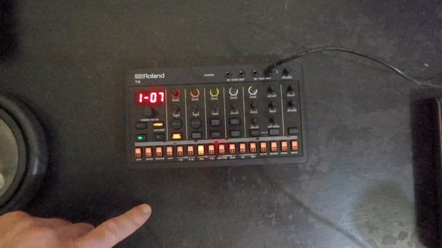 Roland T - 8 Видеообзор на русском языке. смотреть онлайн