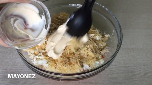 НОВИНКА ! ОРИГИНАЛЬНАЯ ЗАКУСКА // LEZZETLI BAYRAM SALATI смотреть онлайн