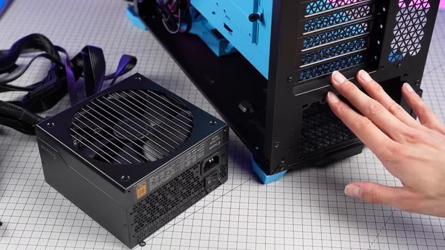 PC Zusammenbauen für Anfänger - ANLEITUNG & TUTORIAL für AMD & Intel смотреть онлайн