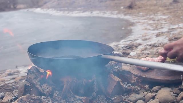 BEST.CHICKEN.CURRY.EVER! - Cooking Outside смотреть онлайн