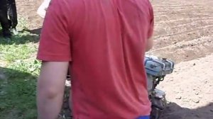 самодельный дисковый окучник 2.AVI