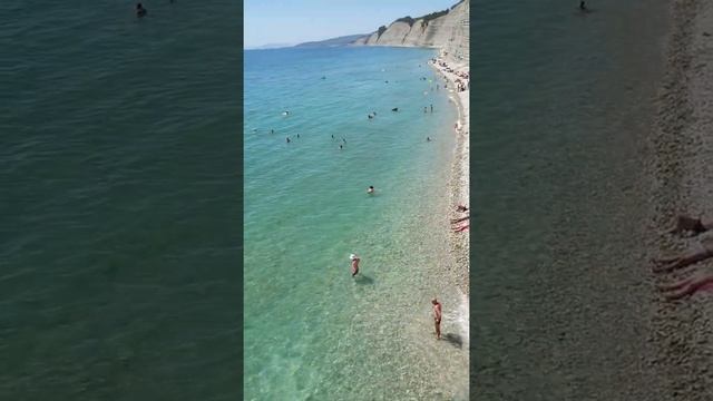 Геленджик, пляж Сосновка 28 июня 2020 г. смотреть онлайн