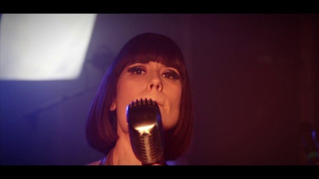 Glory Box - Portishead Cover by GrooveOn смотреть онлайн