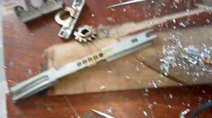 Характерные поломки фурнитуры окна. Roto NT - редуктор основного запора