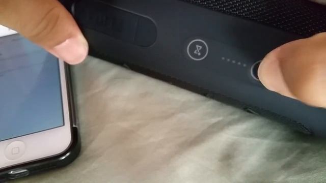 How to pair JBL Flip 4 bluetooth speaker to Iphone 5 смотреть онлайн