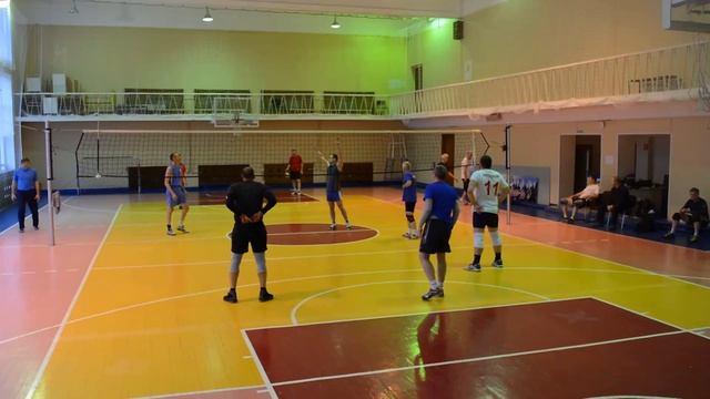 Волейбол. Тренировка в понедельник. смотреть онлайн